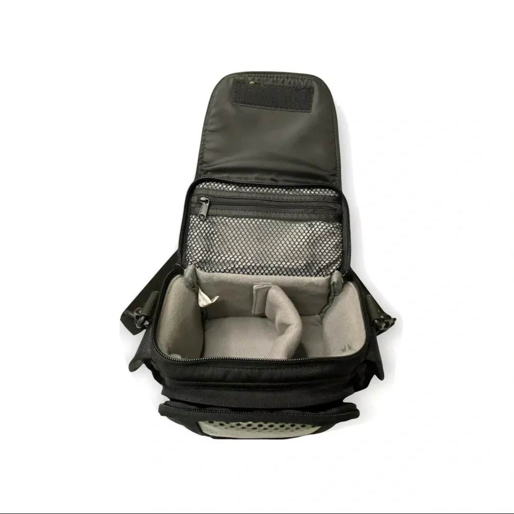 Lowepro 110 Black Camera Bag Case With Shoulder Strap